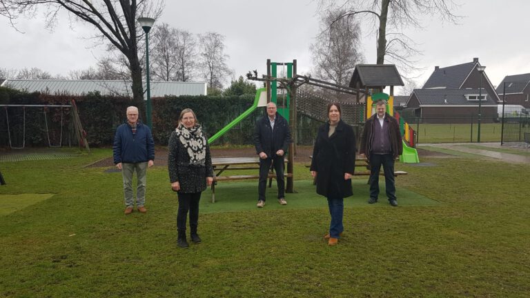 Bestuur Vrienden van het Openbaar Basisonderwijs De Moer